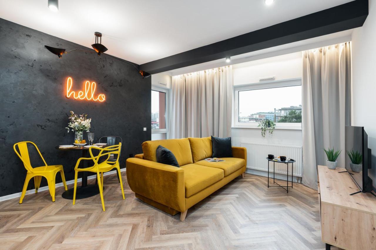 Loft Style Apartment Opienskiego Close To The Zurawiniec Nature Reserve By Noclegi Renters 波兹南 外观 照片