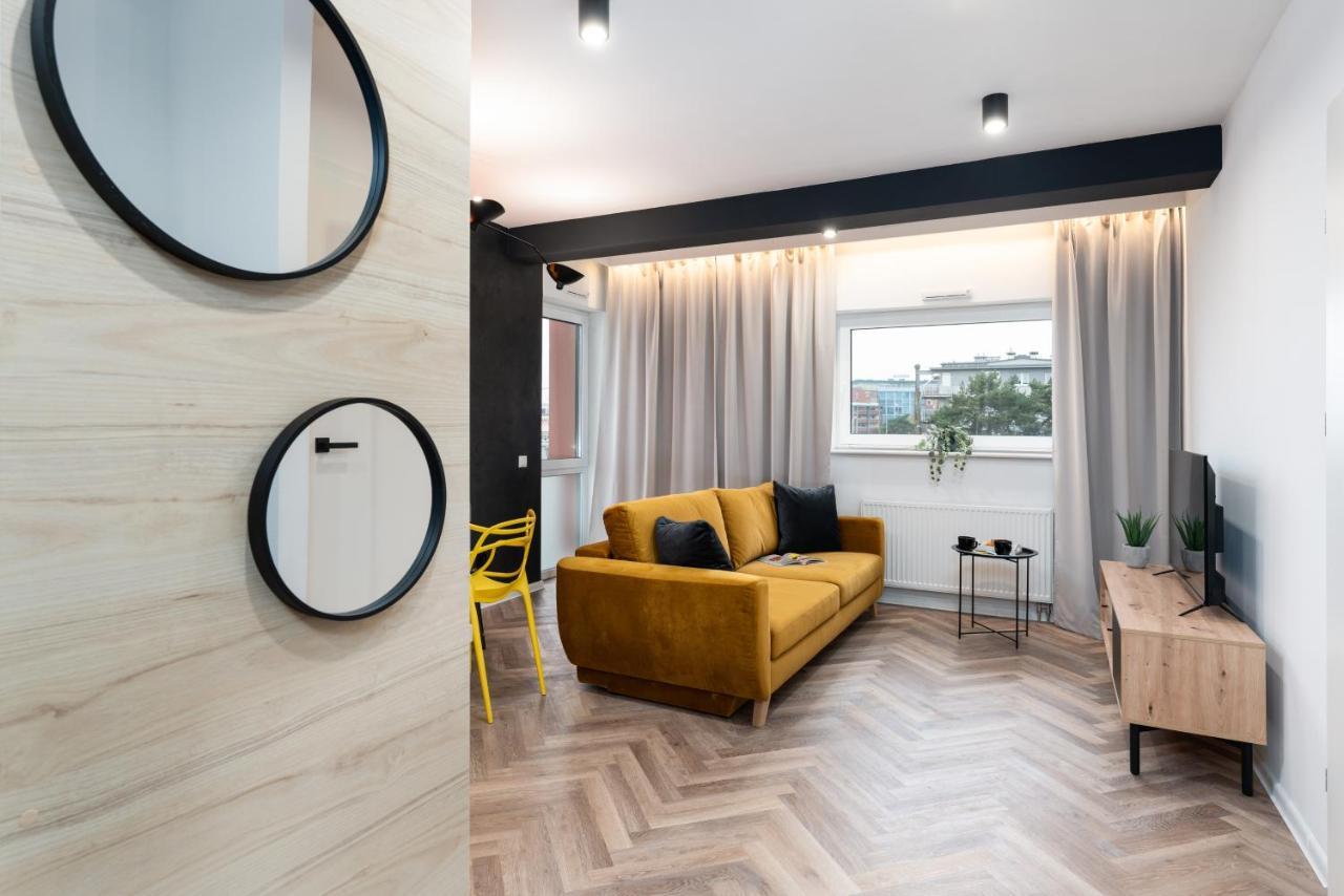 Loft Style Apartment Opienskiego Close To The Zurawiniec Nature Reserve By Noclegi Renters 波兹南 外观 照片